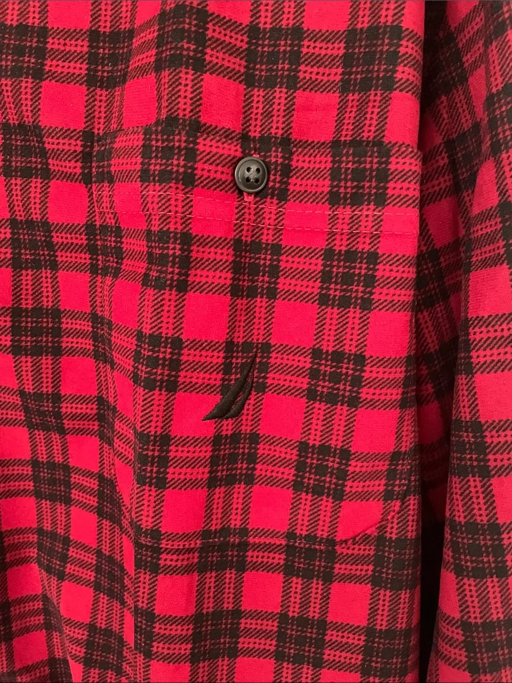 Nautica Red and Navy Plaid Men’s Pajama Set Size L
